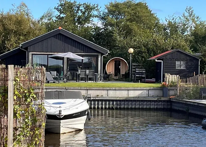 Lauwershuisje Sauna Harbor Lauwersmeer
